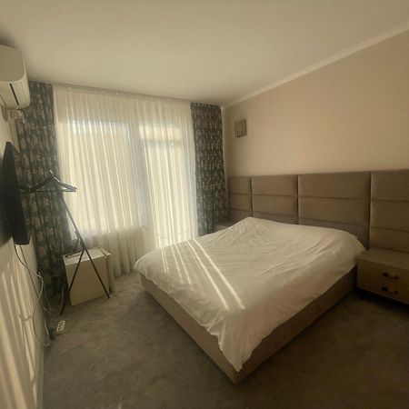 Hotel Pensiunea Phoenix Oradea Zewnętrze zdjęcie